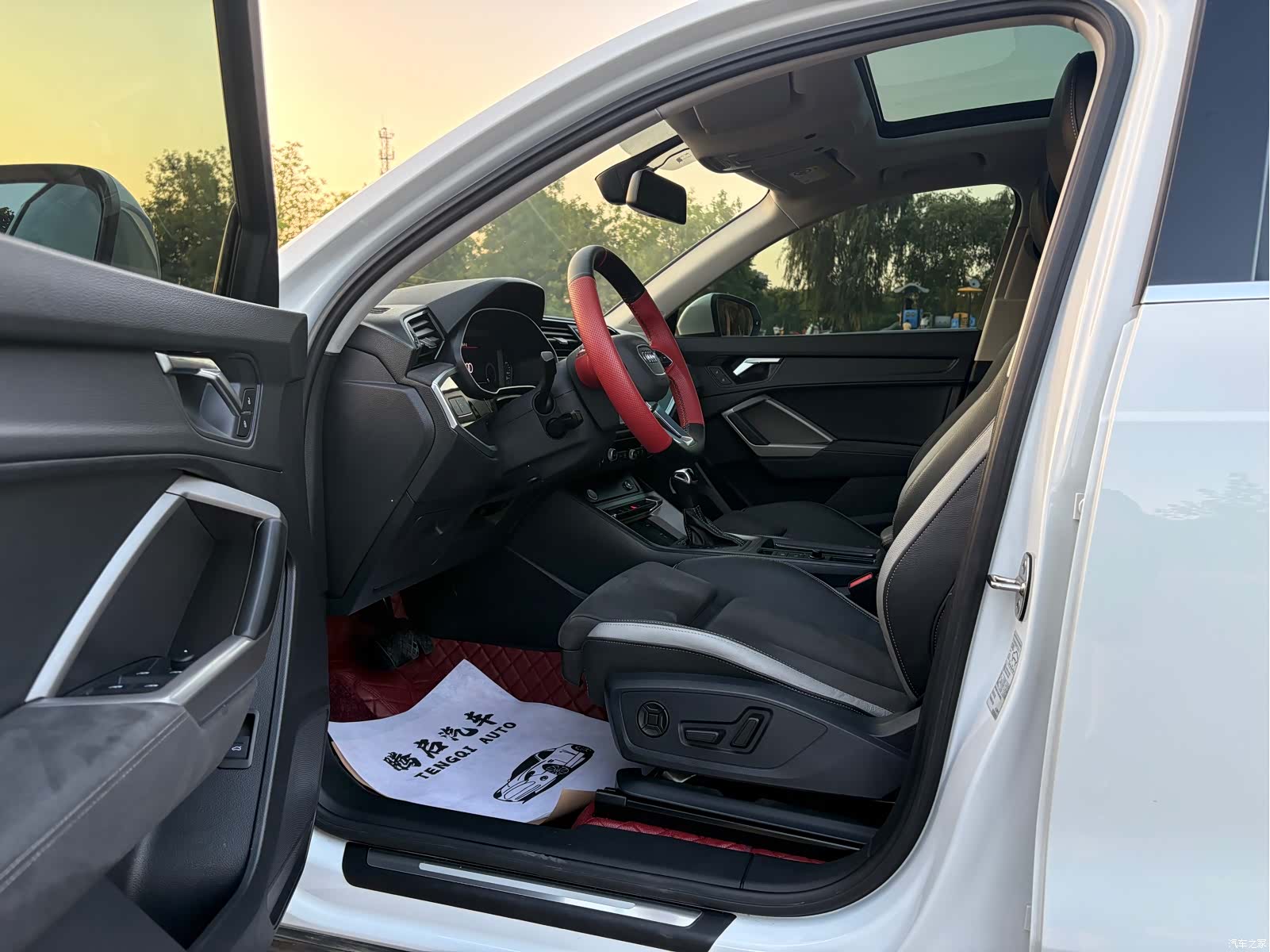 Audi Q3, 2022 12