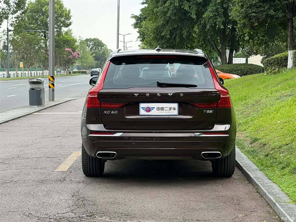 Volvo XC60, 2019 все фото