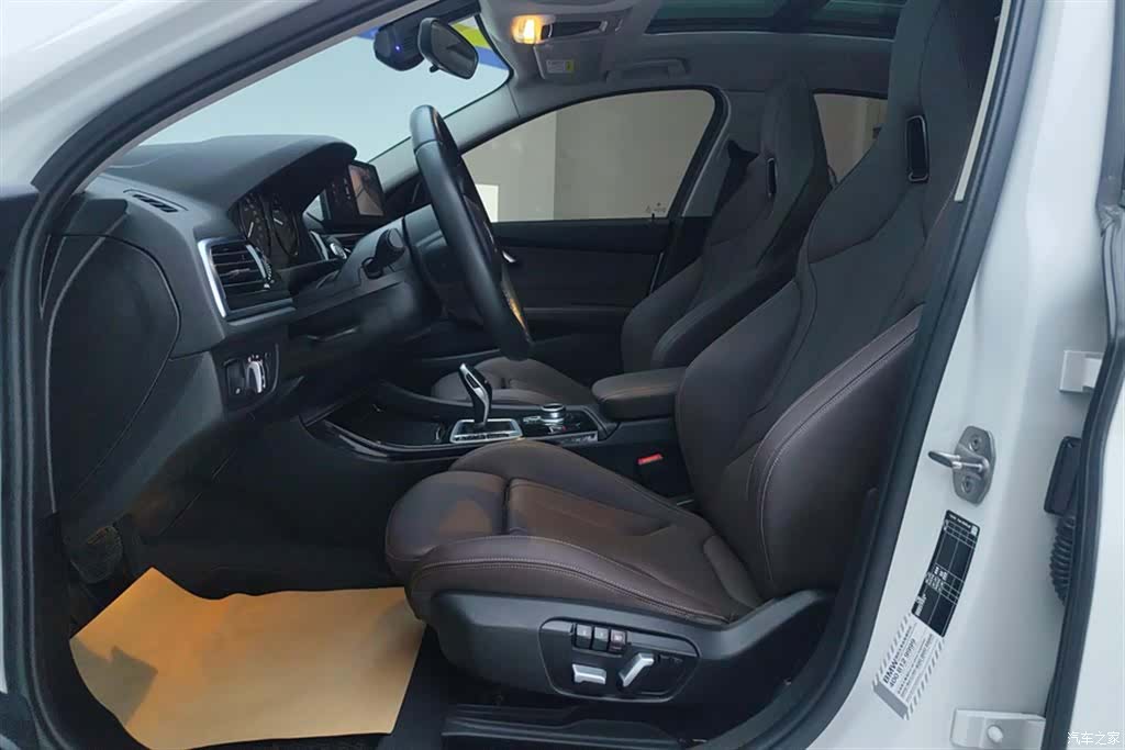BMW 1 Series, 2021 9