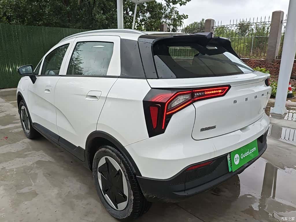 Geely E, 2024 23