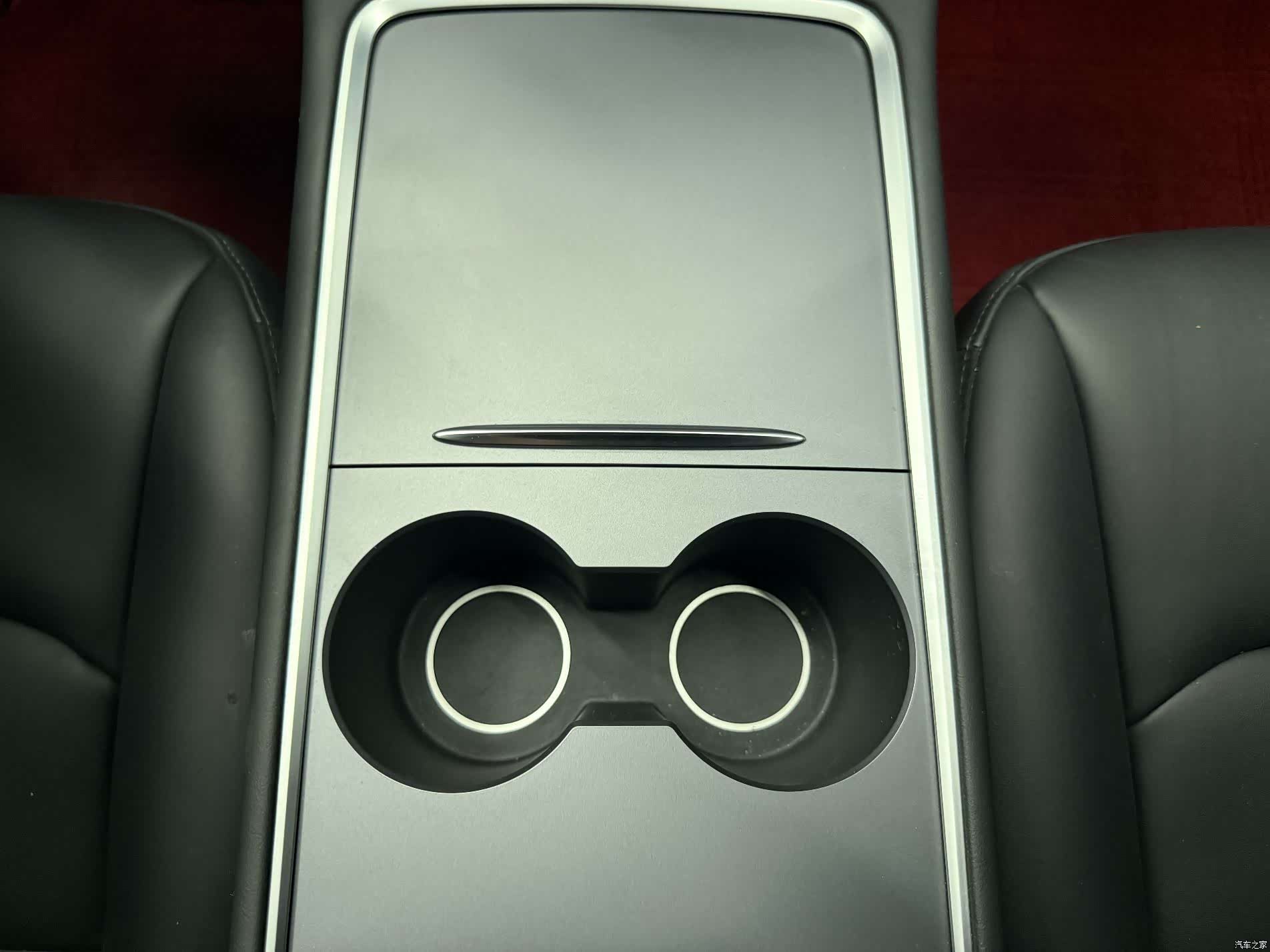 Tesla Model Y, 2024 10