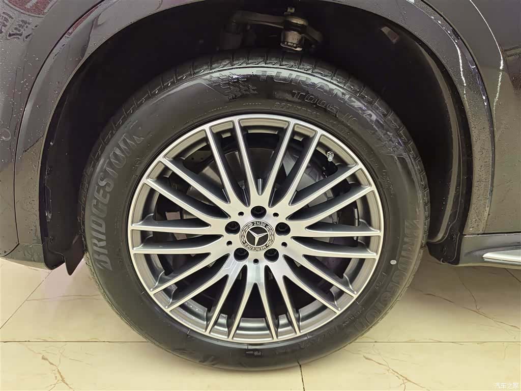 Mercedes-Benz GLC, 2024 8