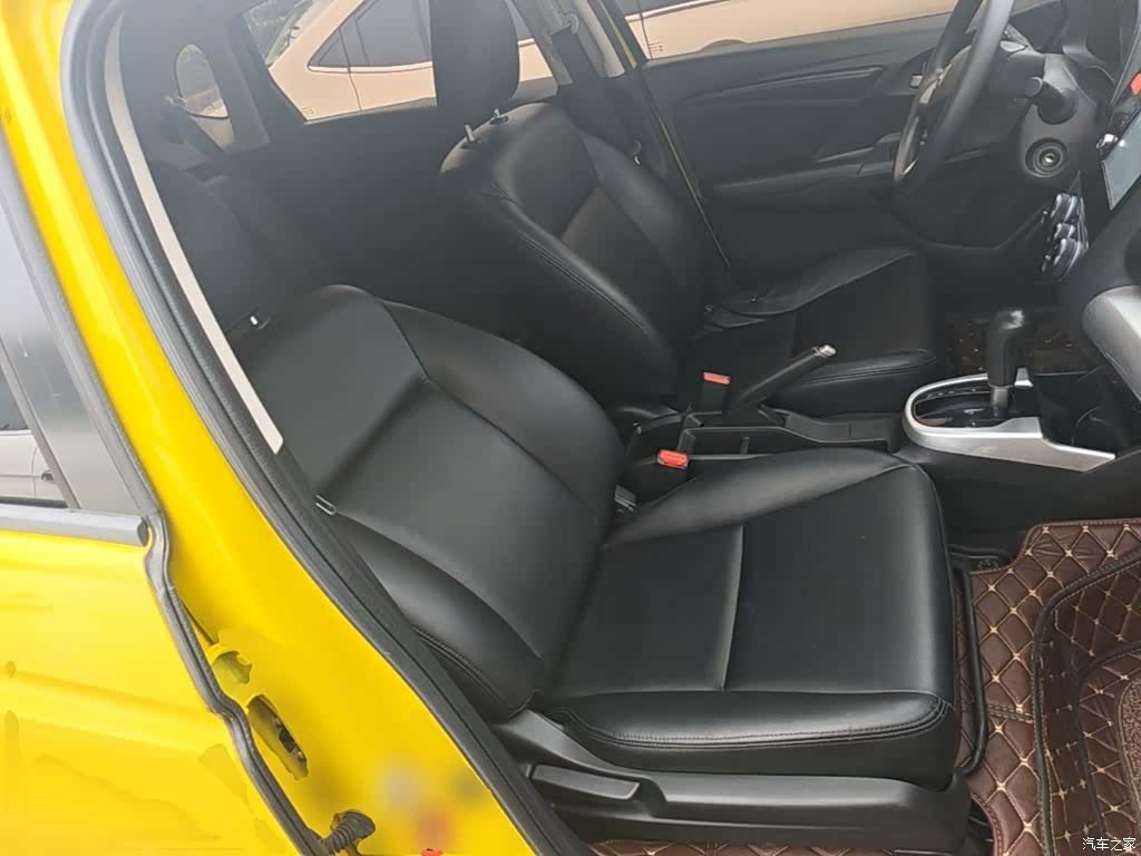 Honda Fit, 2017 25