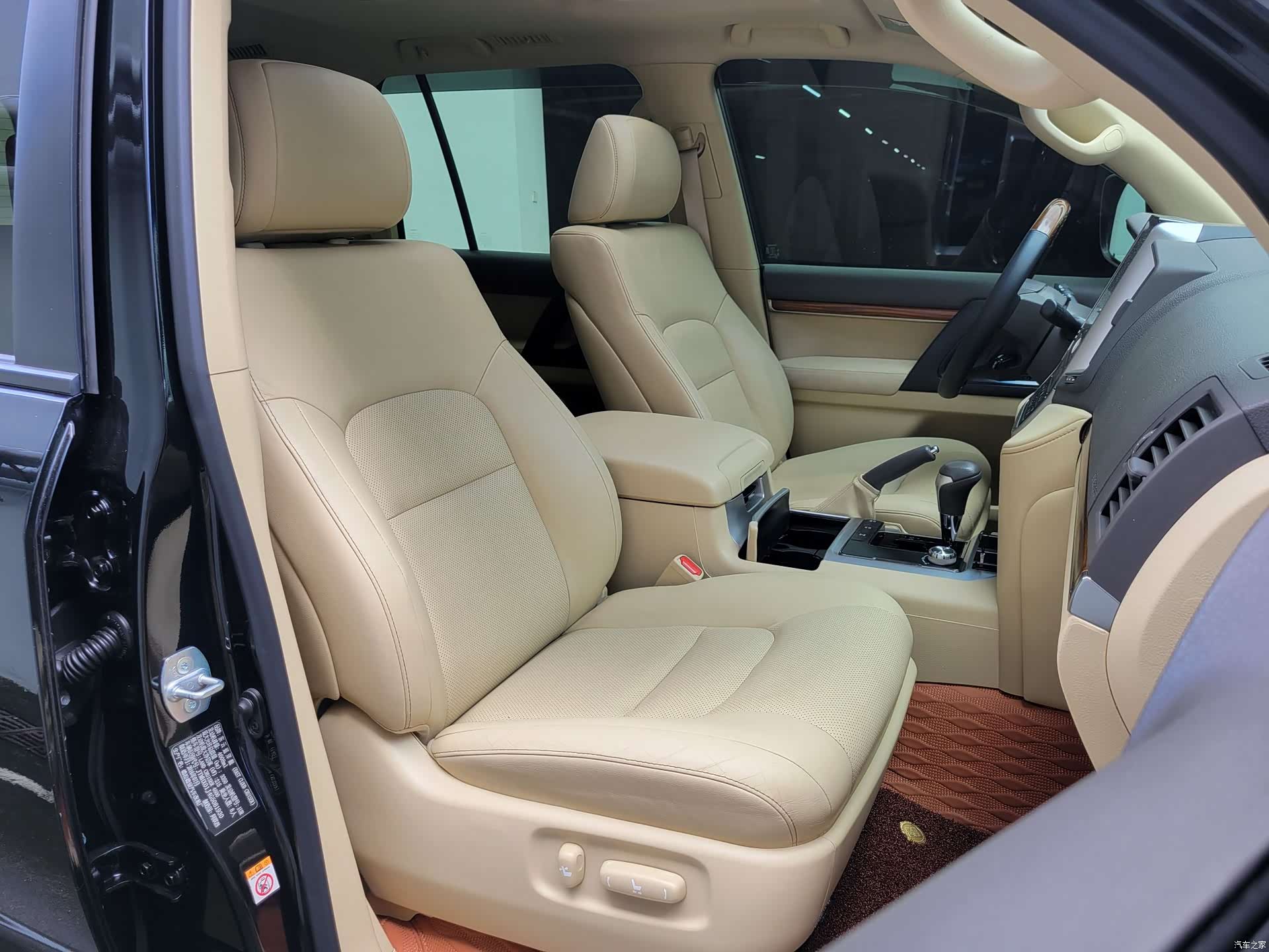Toyota Land Cruiser, 2017 8
