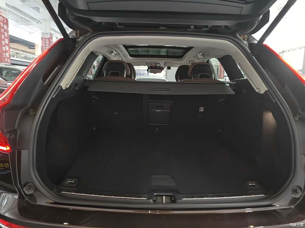 Volvo XC60, 2018 15