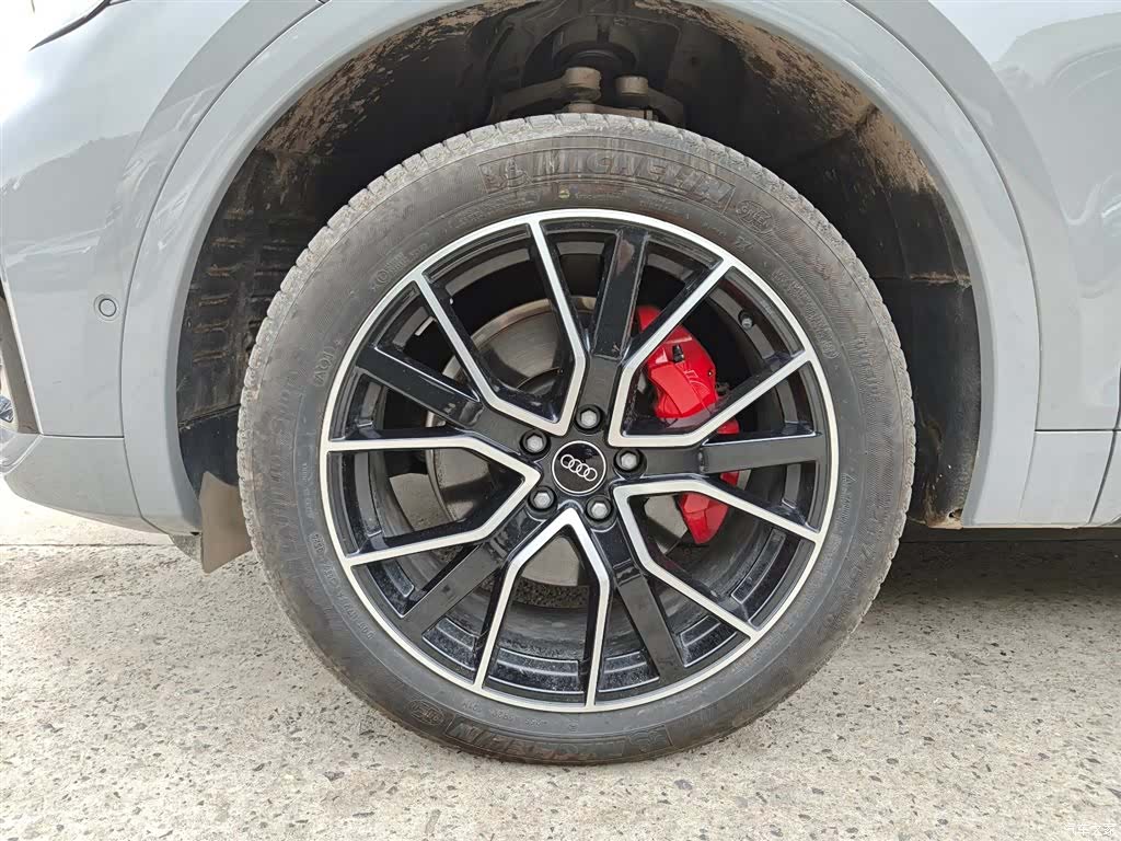 Audi Q5L, 2025 20