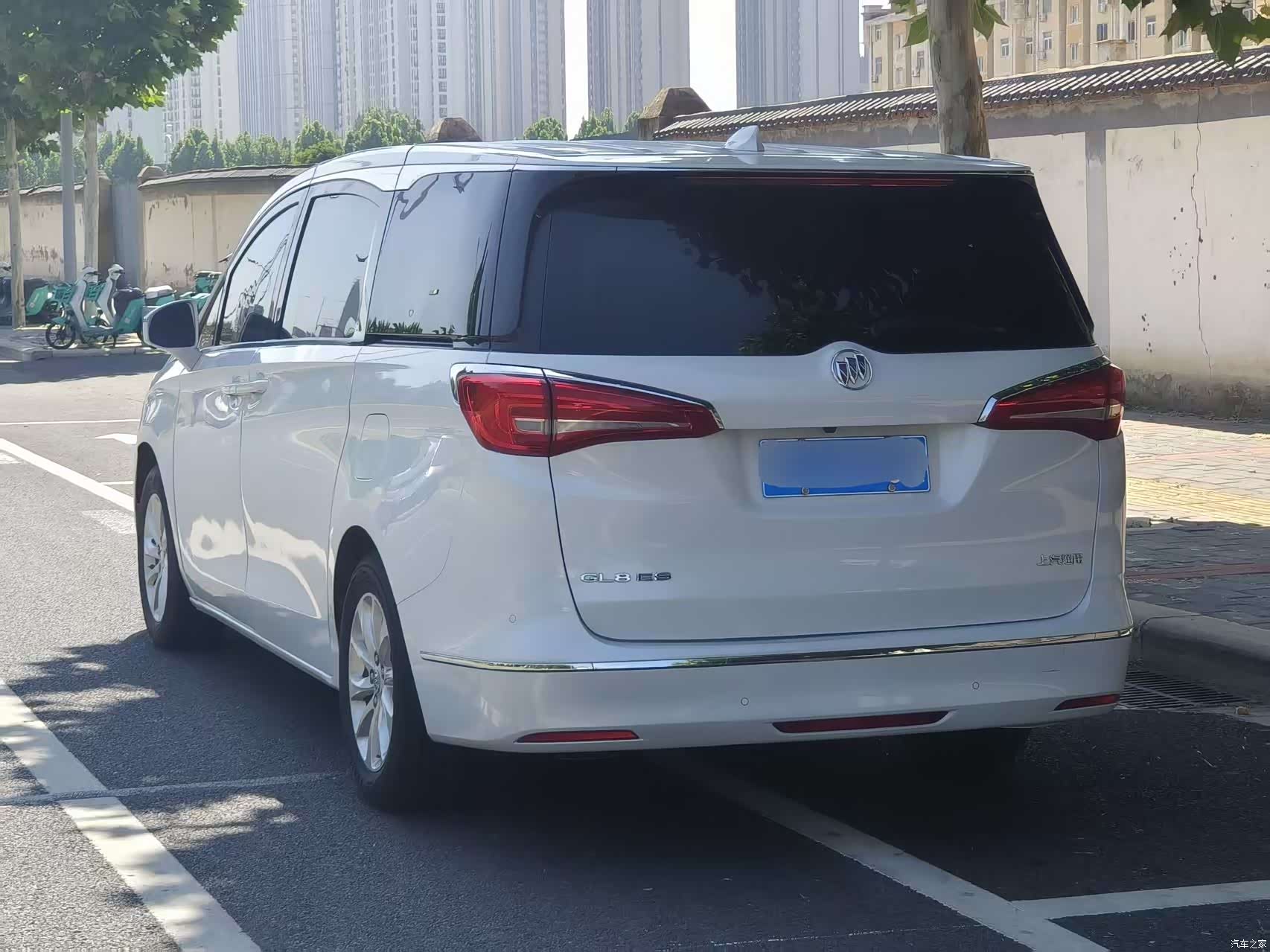 Buick GL8, 2019 все фото
