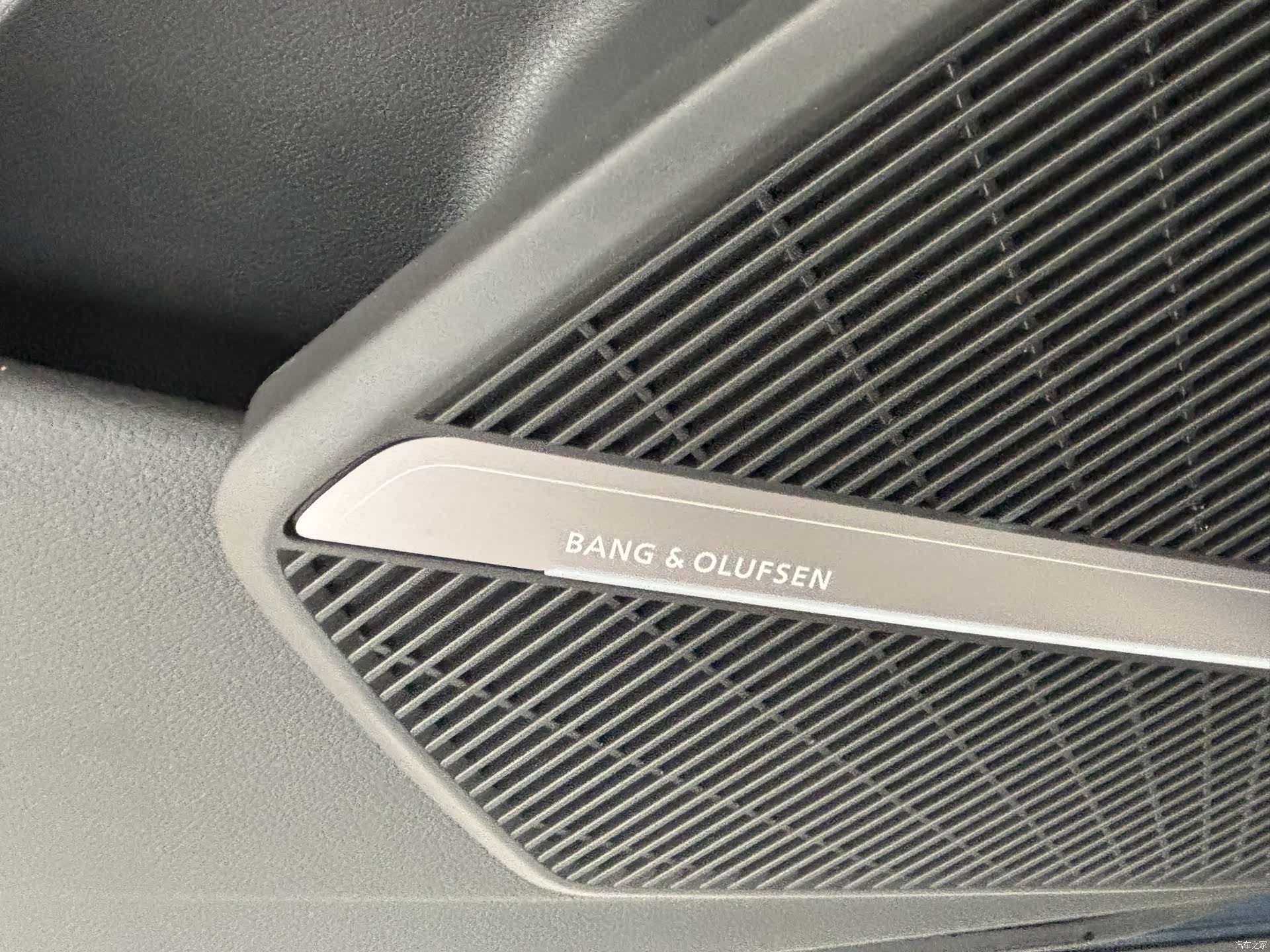 Audi Q5L, 2025 12
