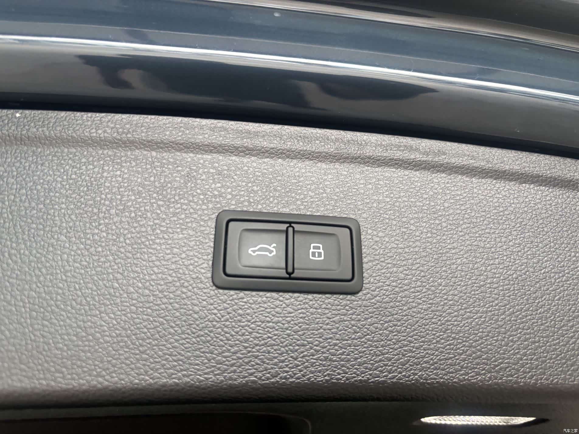 Audi Q5L, 2025 32