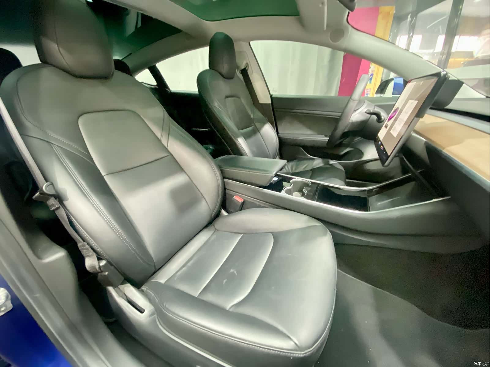 Tesla Model 3, 2020 16