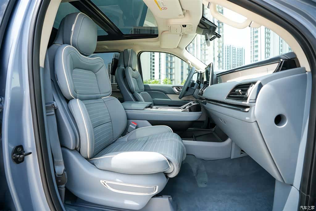 Lincoln Navigator, 2019 7