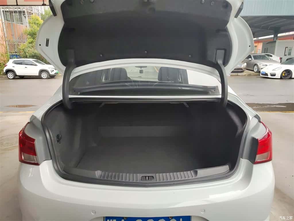 Buick Verano, 2019 9