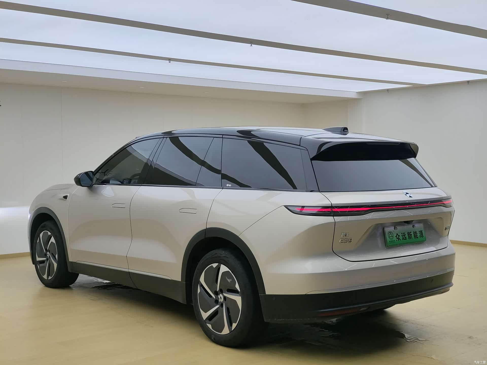 NIO ES8, 2024 8