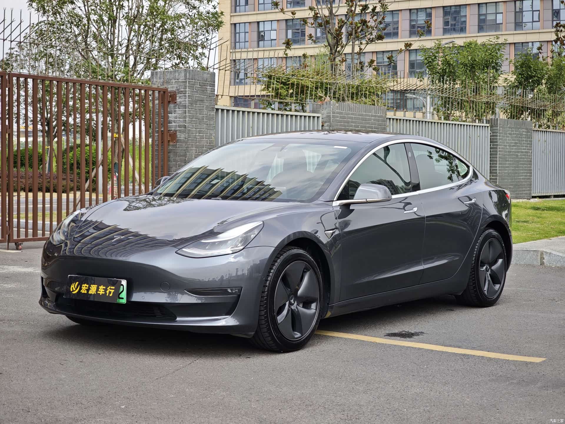 Tesla Model 3, 2019 1