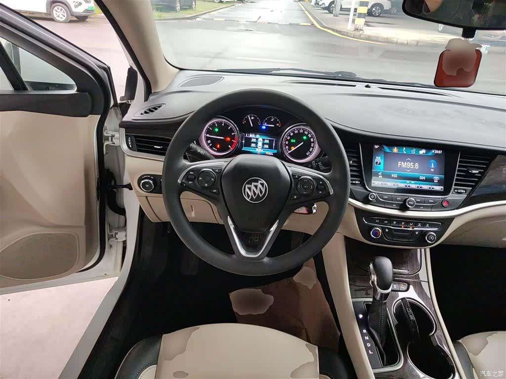 Buick Verano, 2019 3