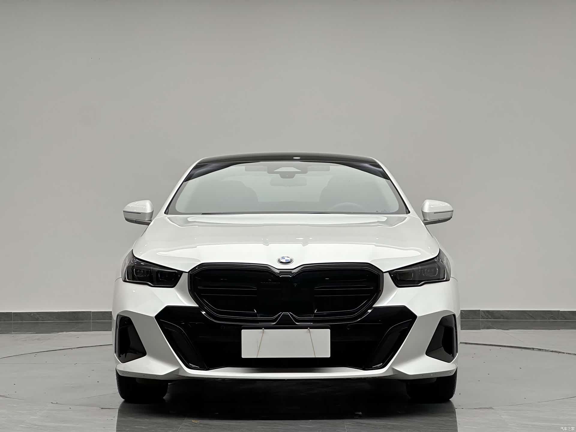 BMW 5 Series, 2025 2