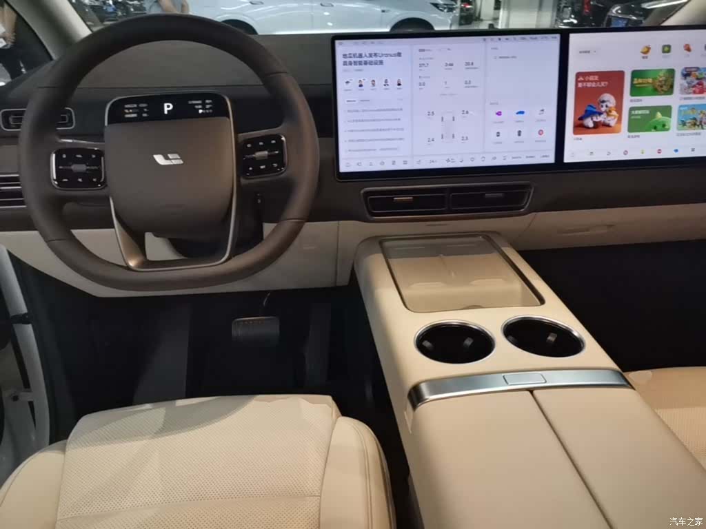 Li Auto MEGA, 2025 10