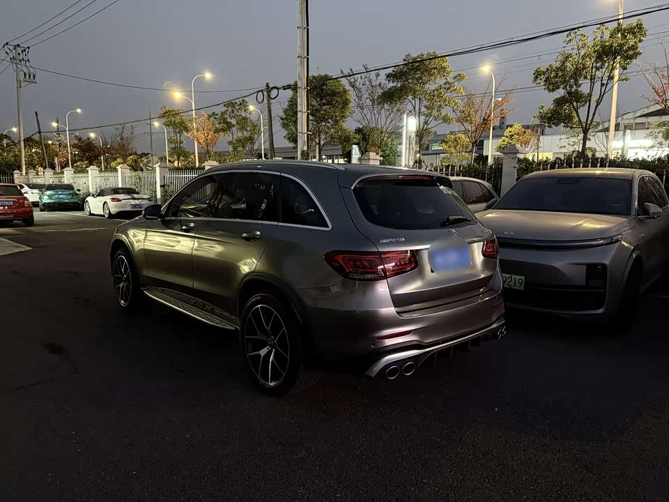 Mercedes-Benz GLC AMG