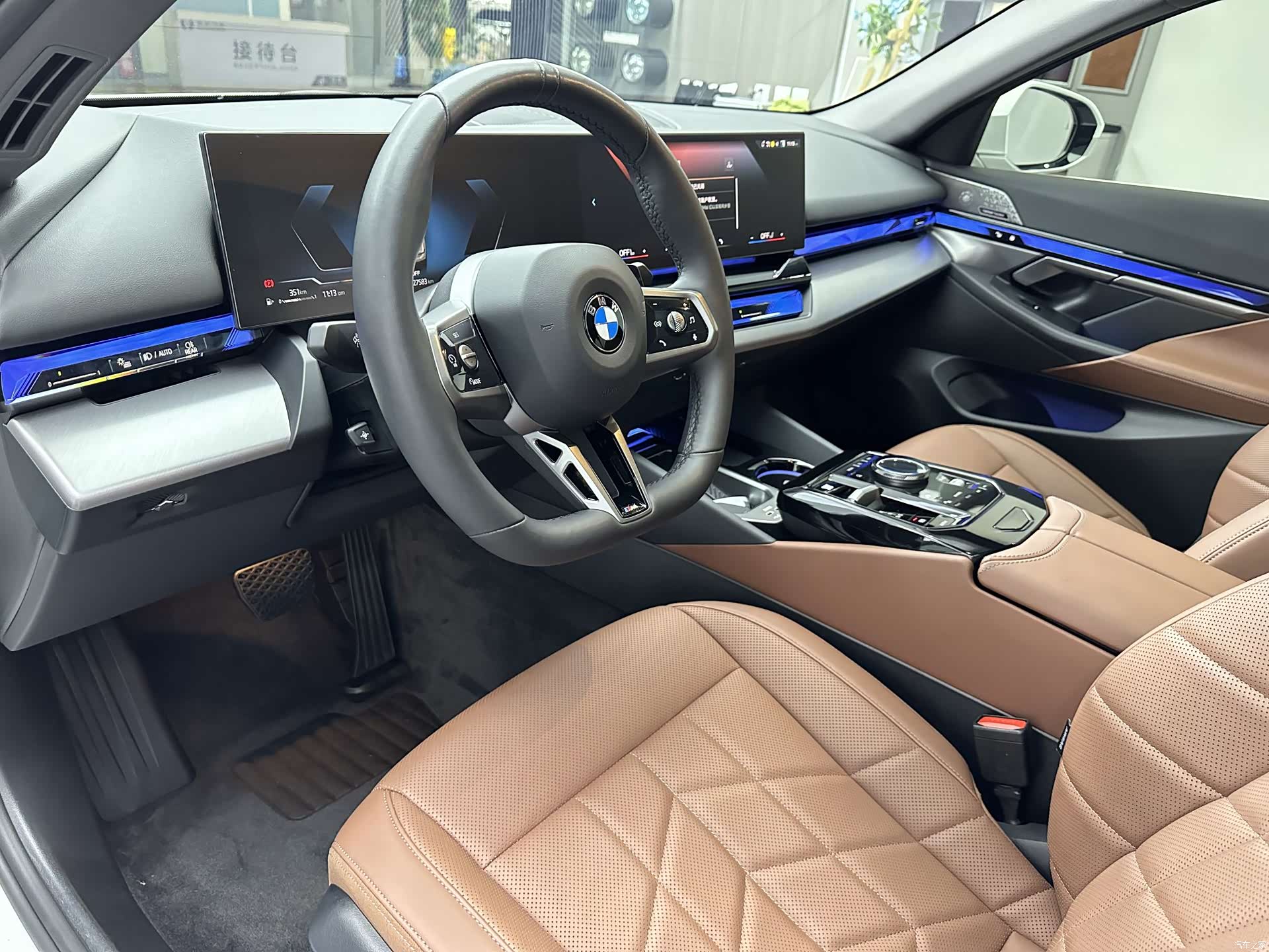 BMW 5 Series, 2025 10