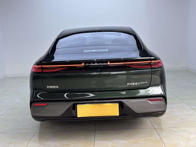 Geely 8, 2025 6