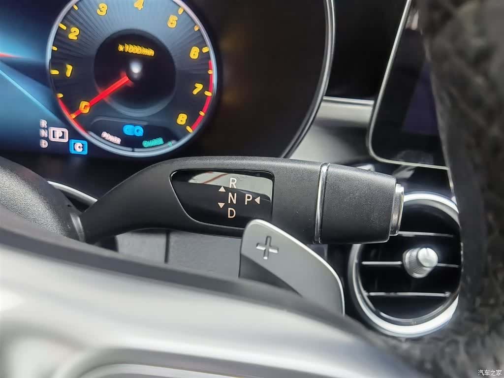 Mercedes-Benz C-Class, 2020 13
