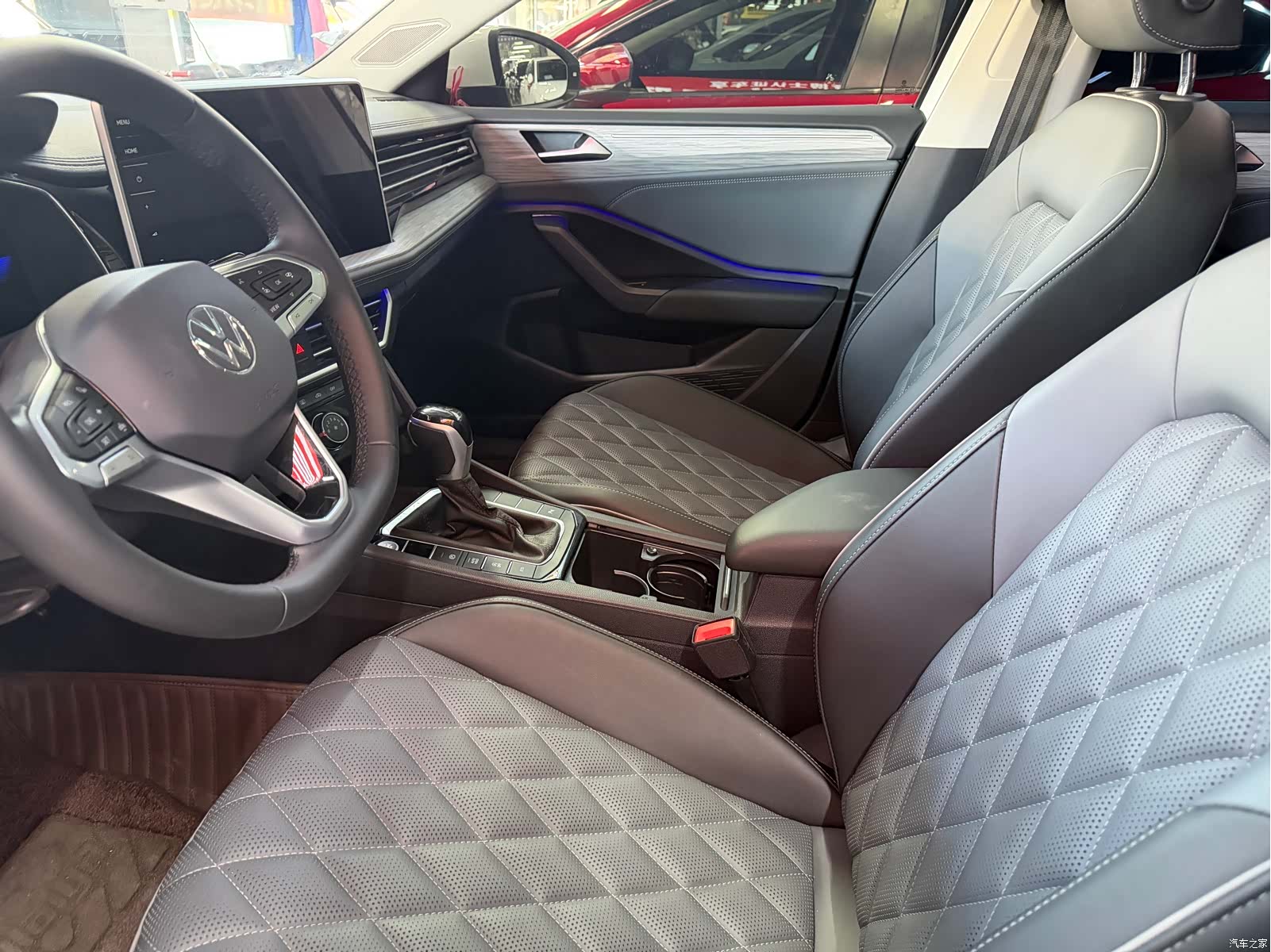 Volkswagen Sagitar, 2024 12