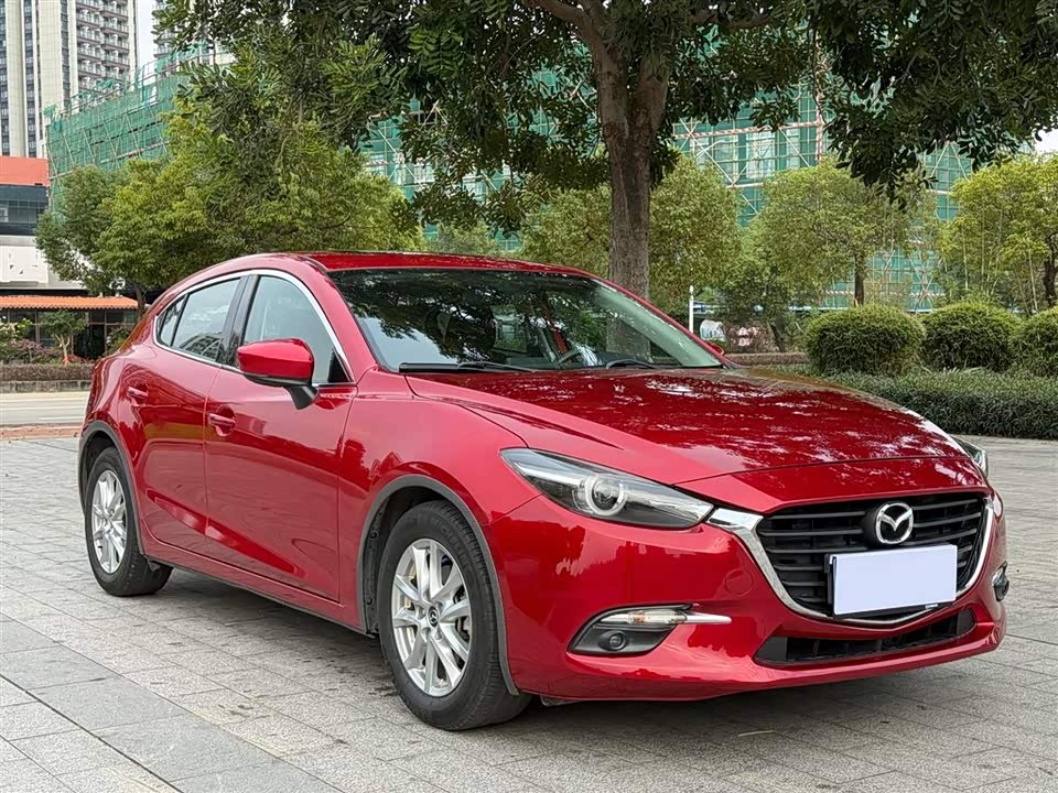 Mazda 3 Angkesaila