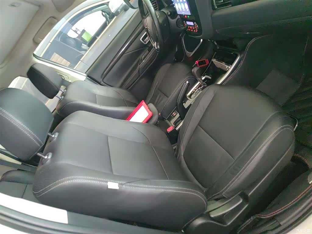 Mitsubishi Outlander, 2017 25