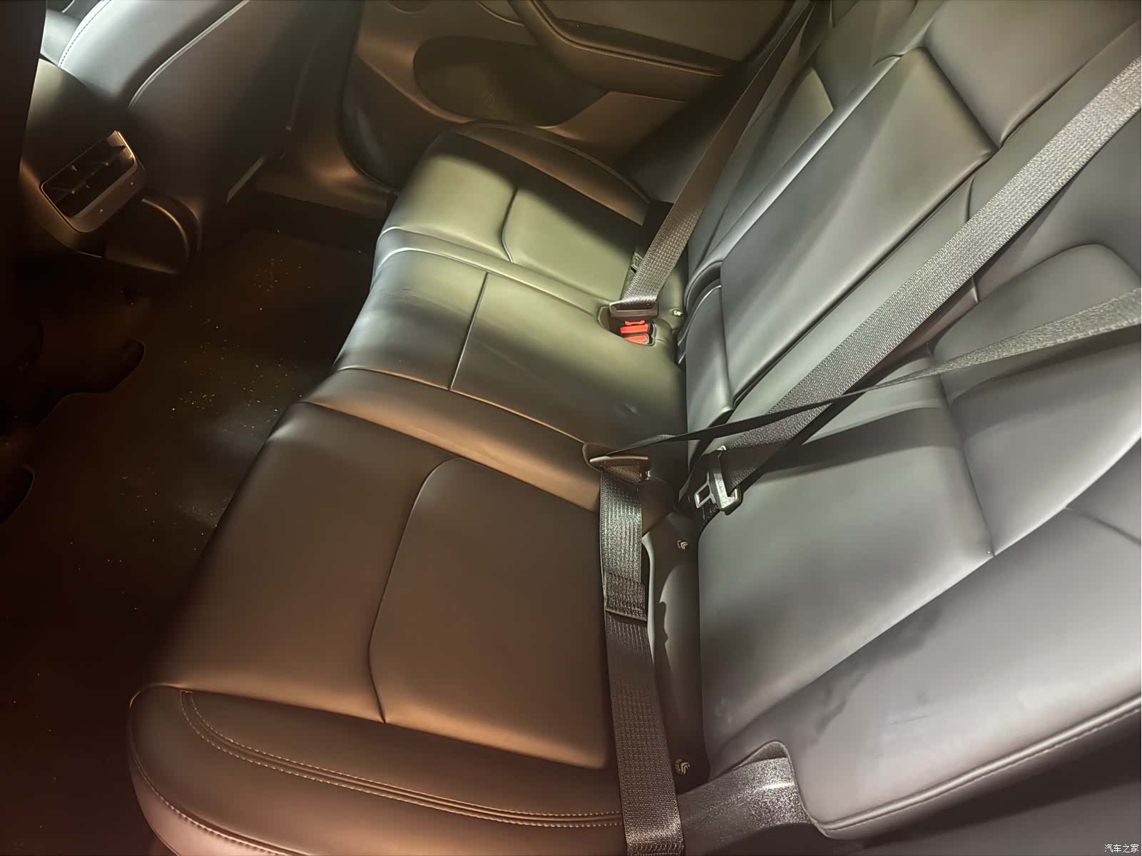 Tesla Model Y, 2023 11