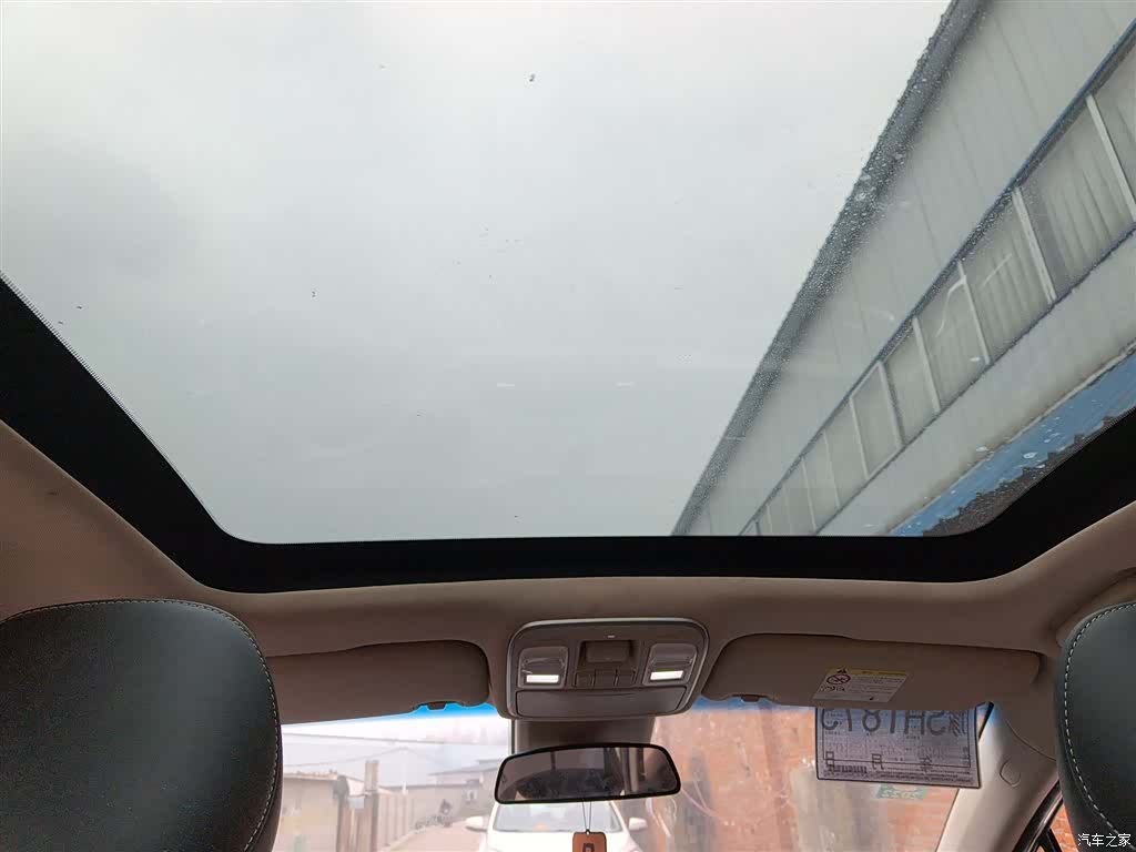 Geely Emgrand, 2018 14