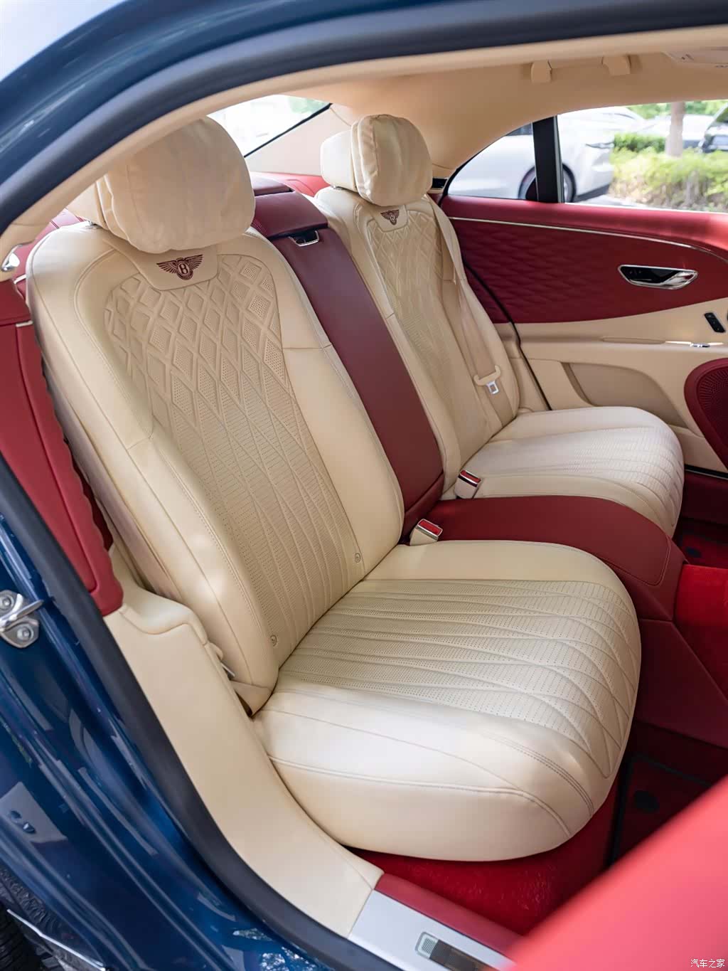 Bentley Flying Spur, 2020 23