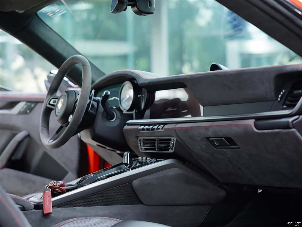 Porsche 911, 2020 39