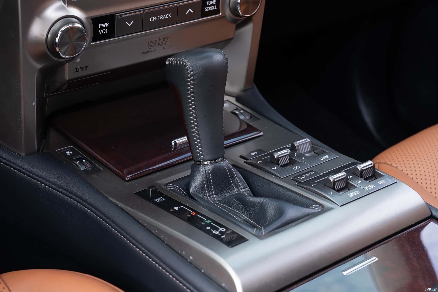 Lexus GX, 2015 16