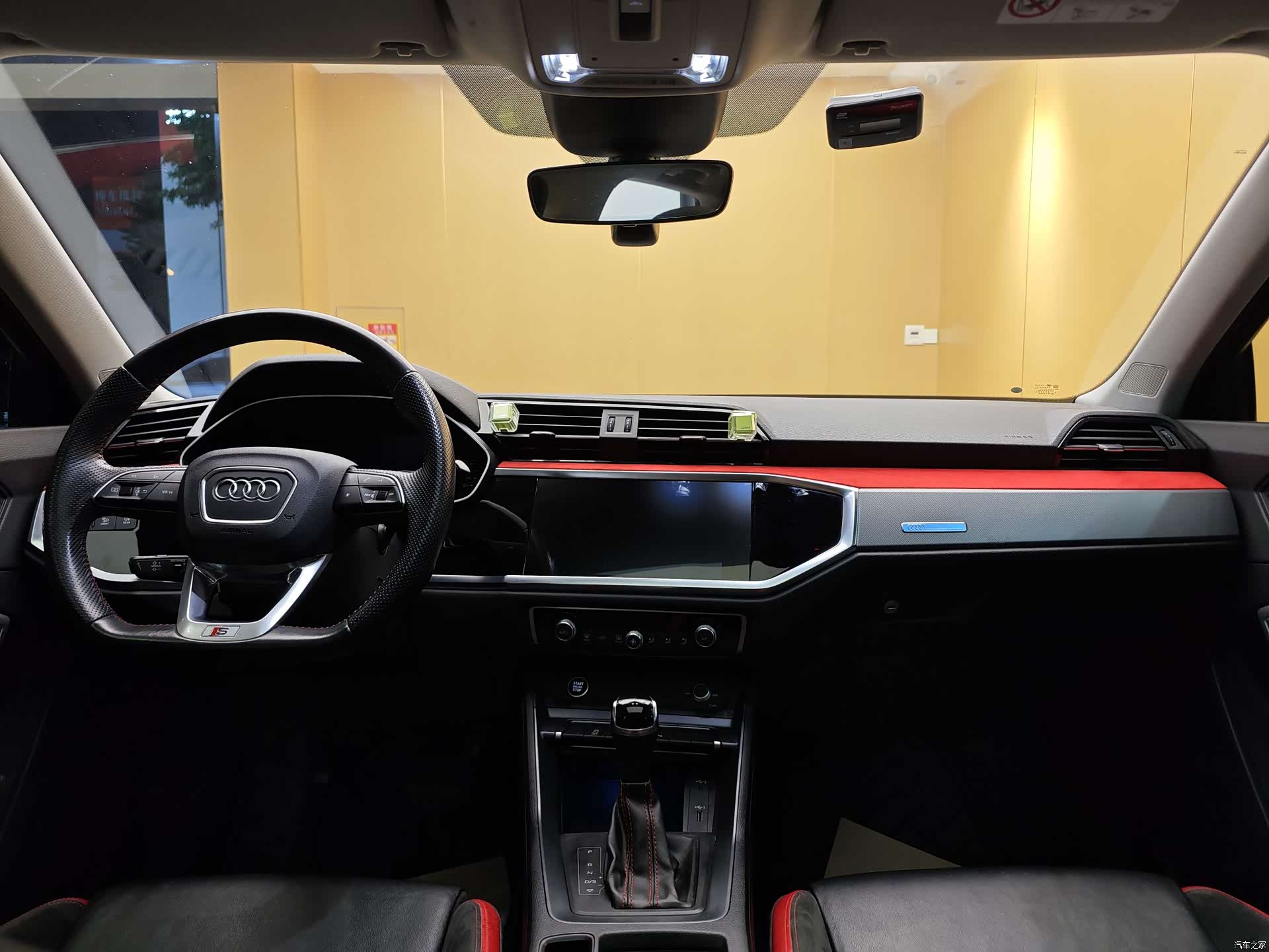 Audi Q3, 2021 20