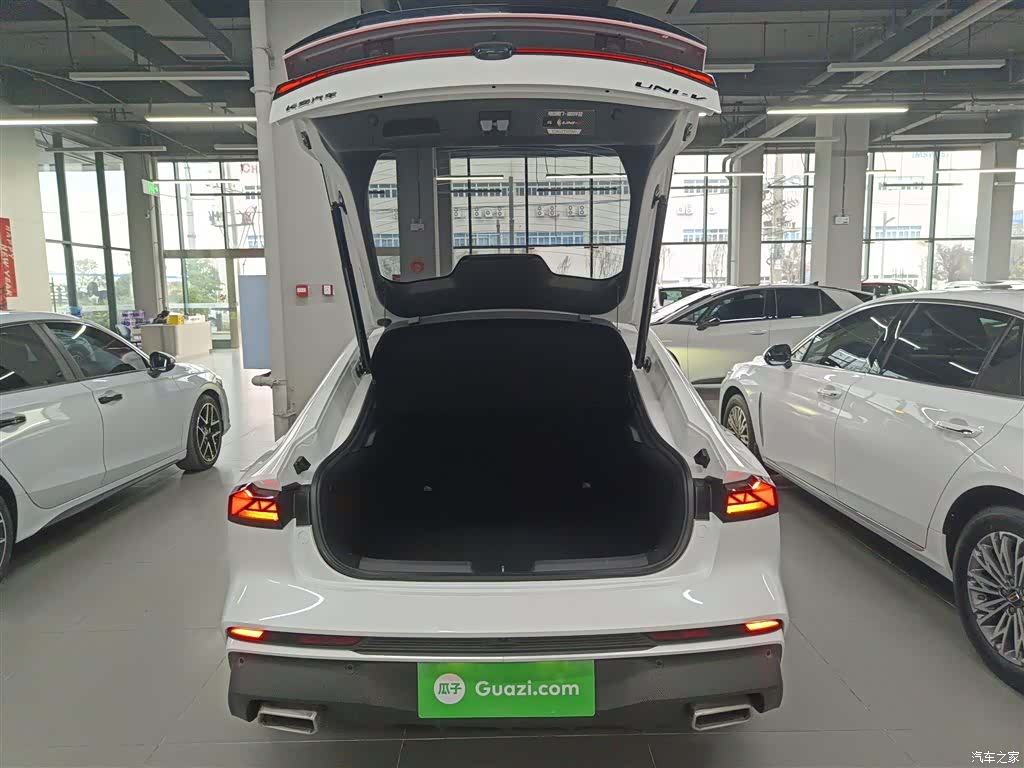 Changan UNI-V, 2024 18