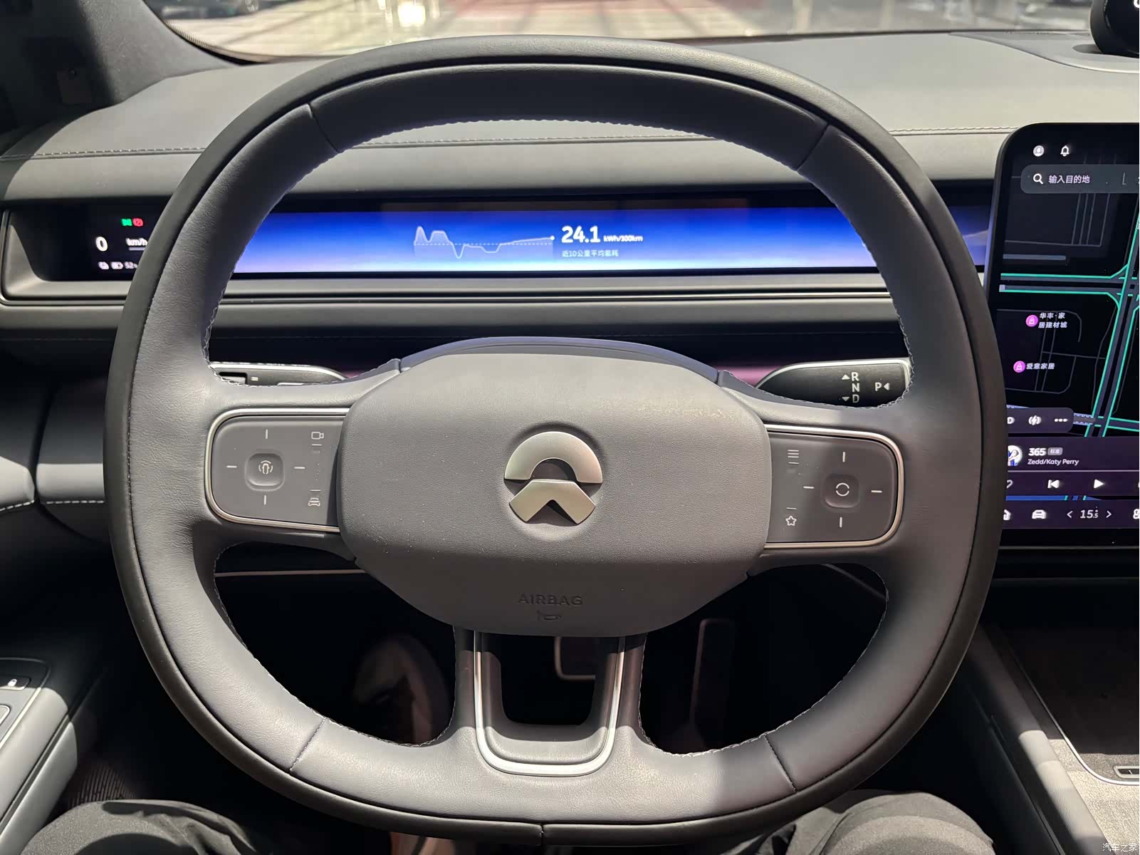 NIO ES8, 2026 10