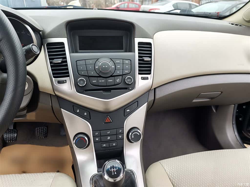 Chevrolet SL, 2016 18