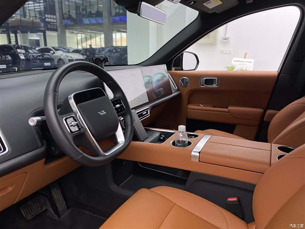 Li Auto L9, 2025 все фото