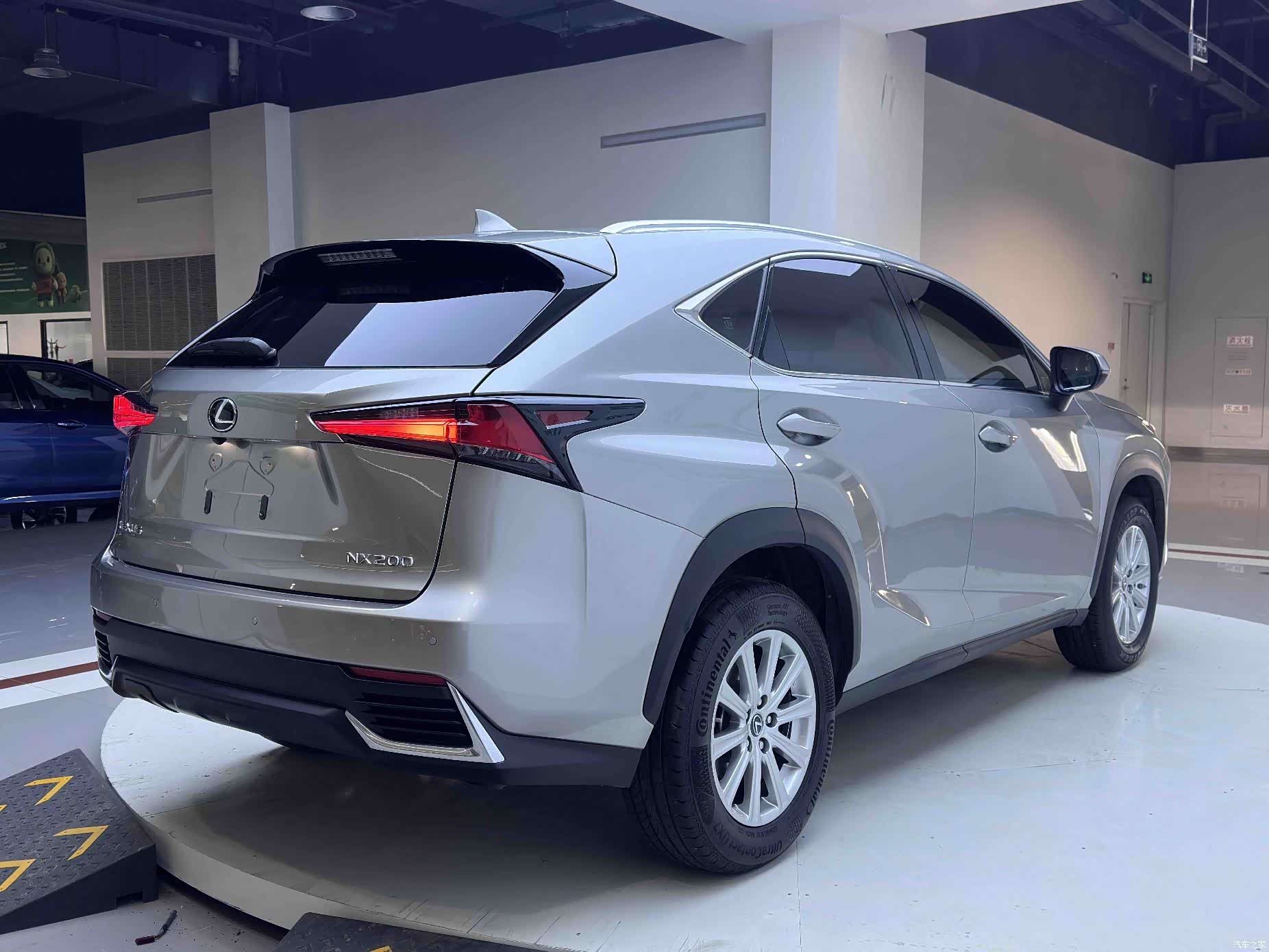 Lexus NX, 2021 все фото