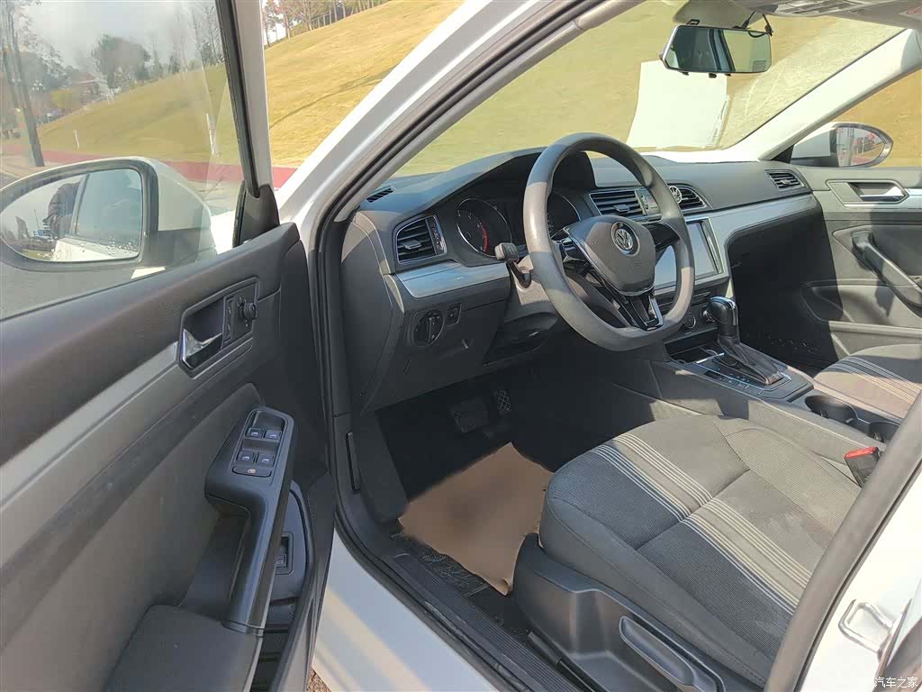 Volkswagen Lamando, 2018 9