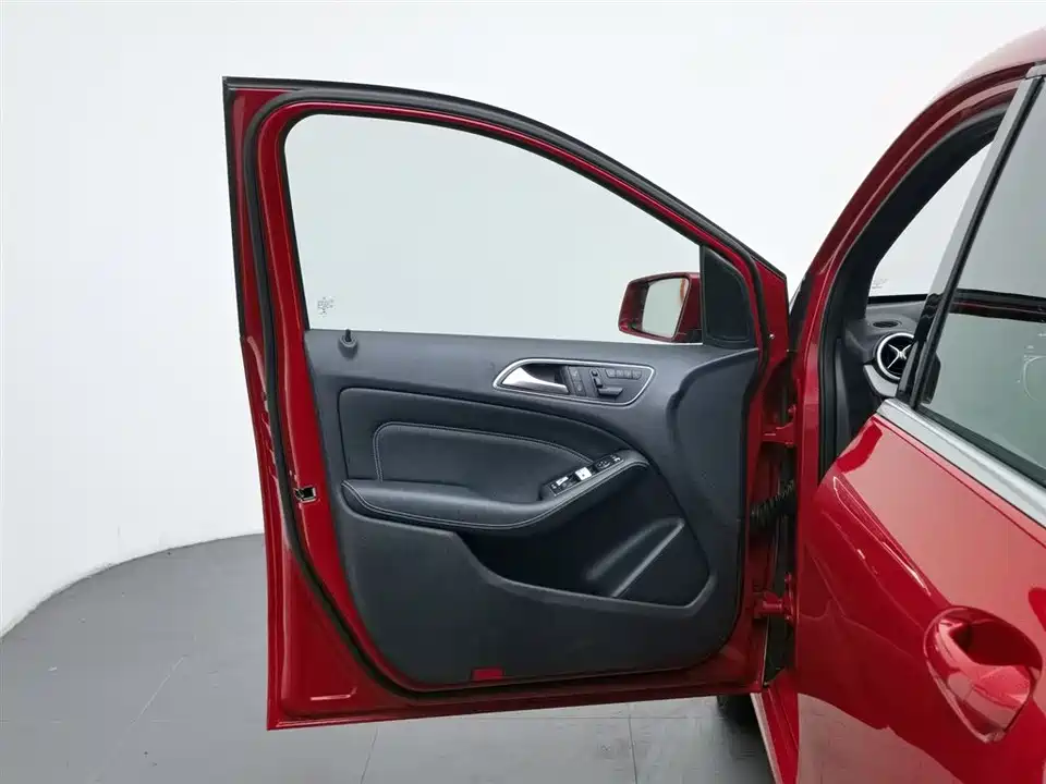 Mercedes-Benz Class B