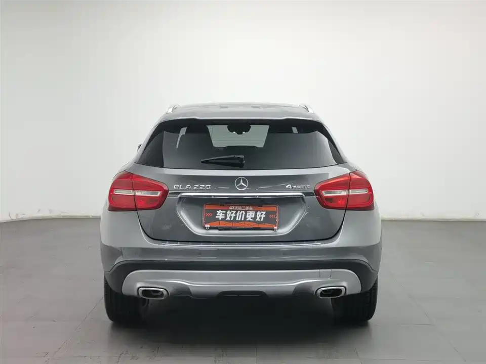Mercedes-Benz GLA Mercedes-Benz GLA