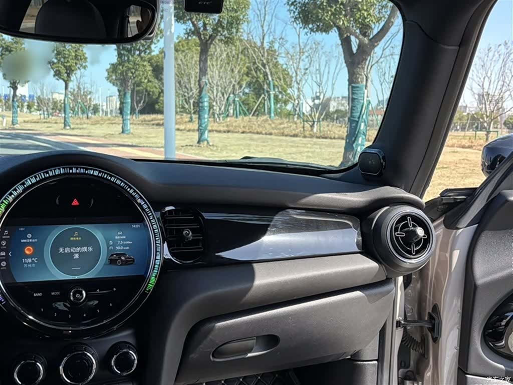 Mini Cooper, 2023 все фото
