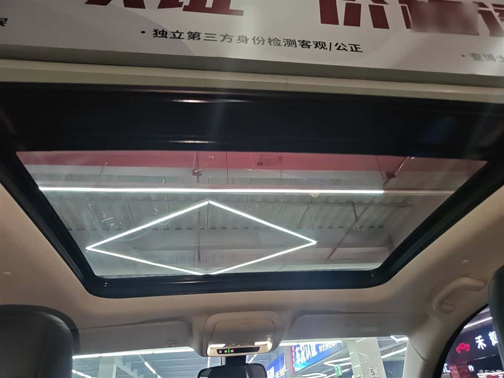 Cadillac XT5, 2018 8