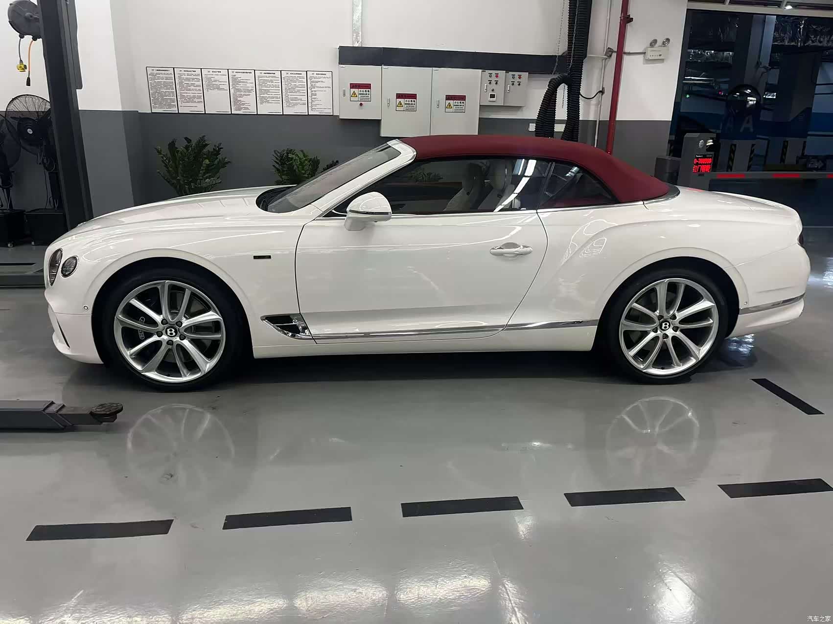 Bentley Continental GT, 2025 4