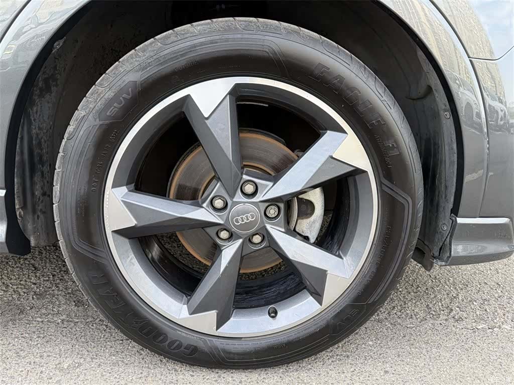 Audi Q3, 2020 14