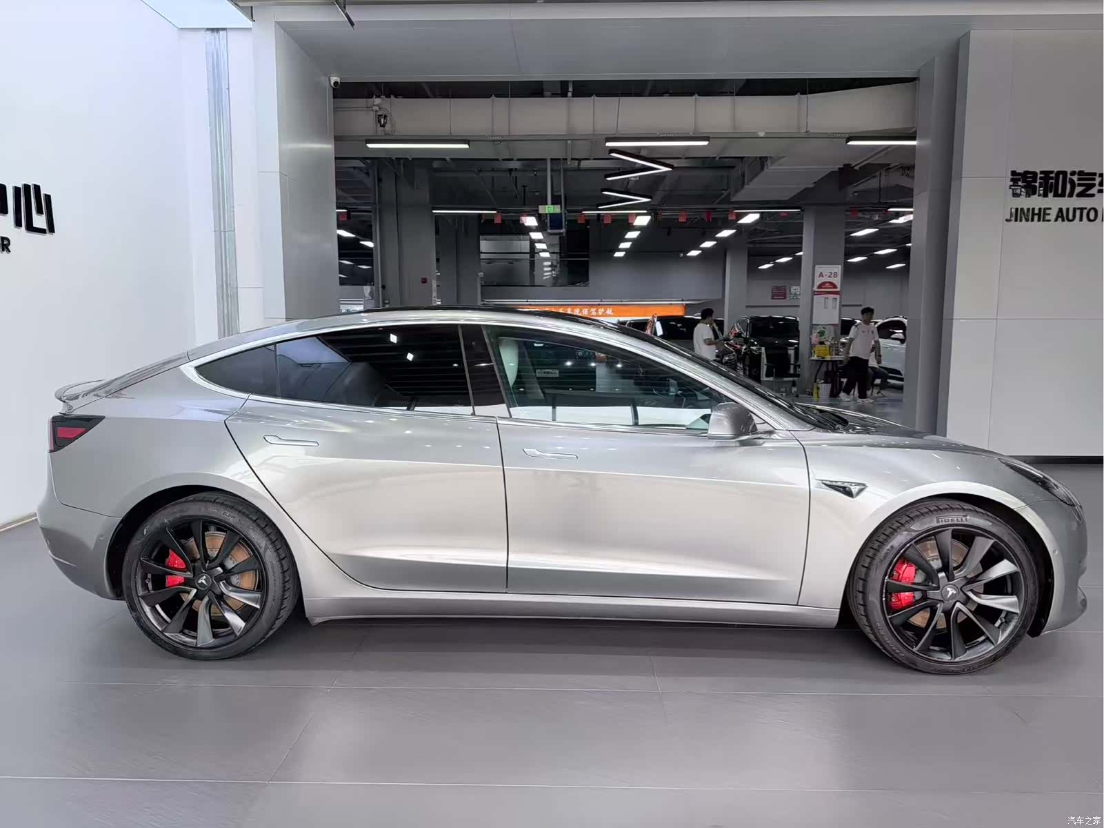 Tesla Model 3, 2019 8
