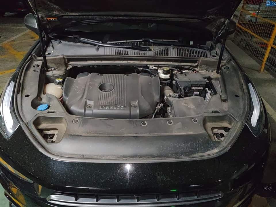 Lynk & Co 02 Hatchback