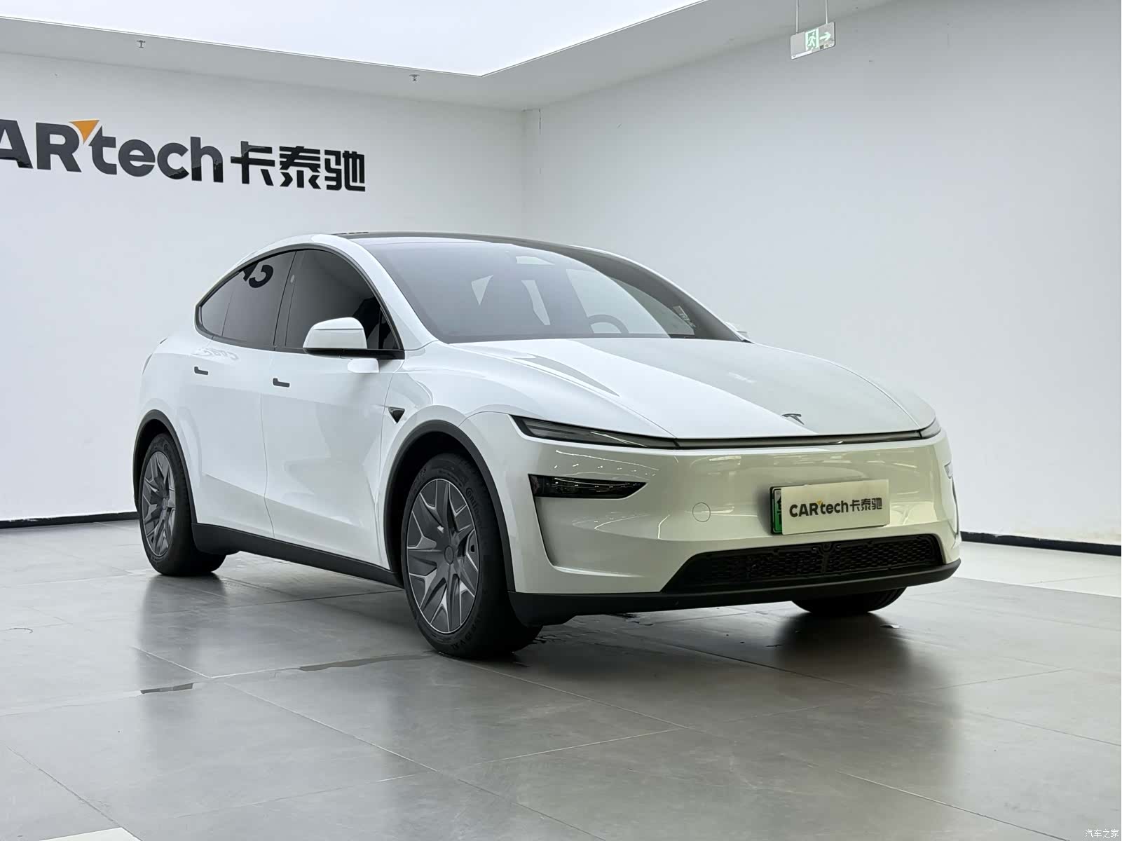 Tesla Model Y, 2026 17