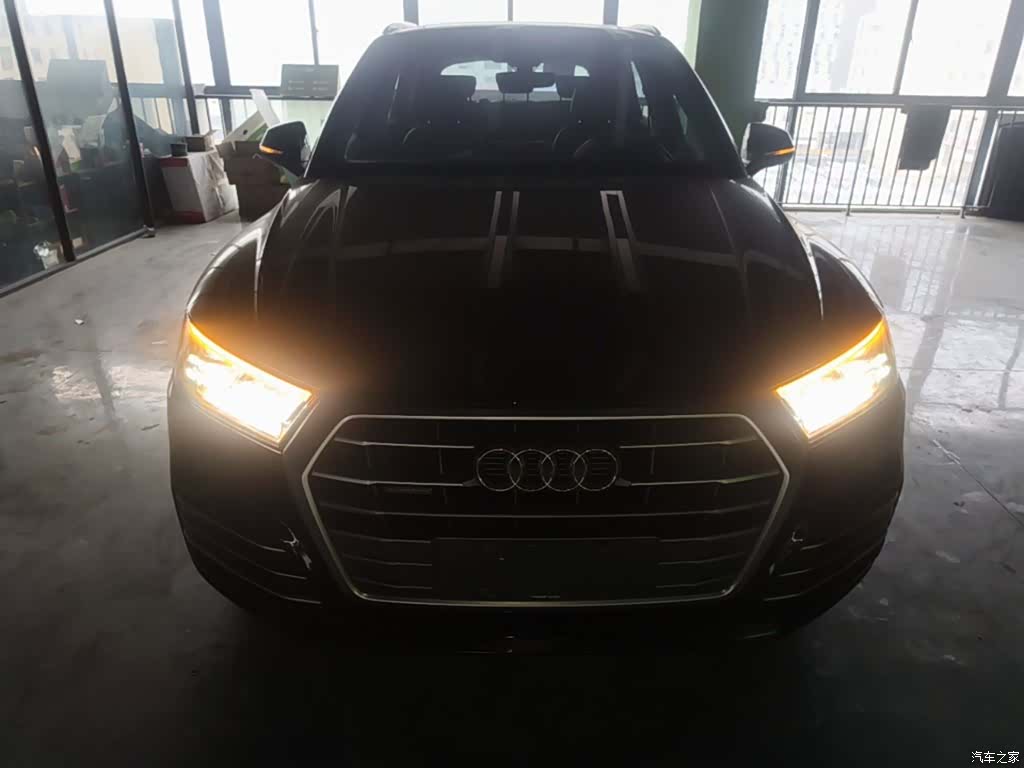 Audi Q5L, 2019 3